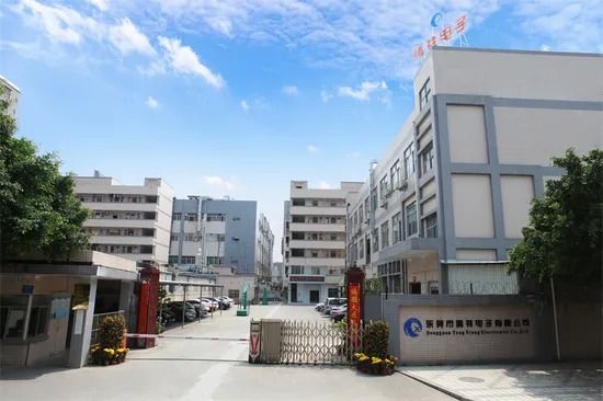 Anten 4G LTE Omni 700-2700MHz 3.5dBi-4dBi với đầu nối N đực cho truyền thông vi ba