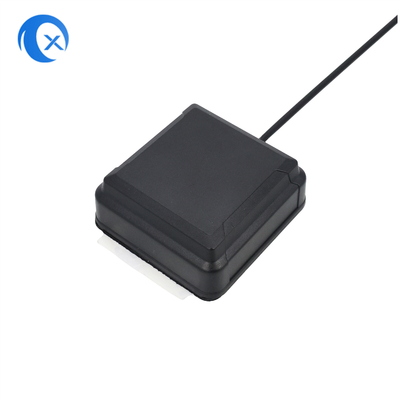 Máy tính từ tính L1/L2/L5 Tăng cường cao 38 dBi Multi-GNSS ăng-ten với đầu nối nam SMA