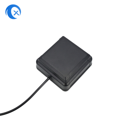 Máy tính từ tính L1/L2/L5 Tăng cường cao 38 dBi Multi-GNSS ăng-ten với đầu nối nam SMA
